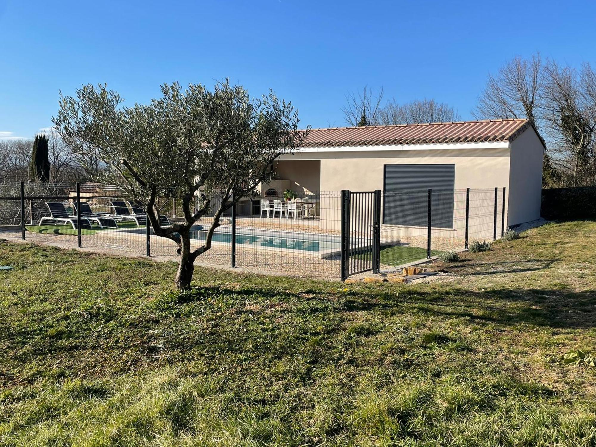 Maison Contemporaine Saint-Privat-de-Champclos Exterior photo